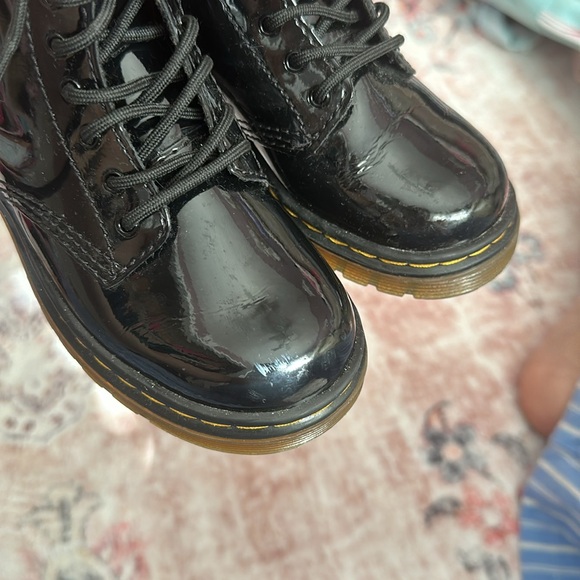 Doc Martin’s toddler boots - Picture 4 of 5